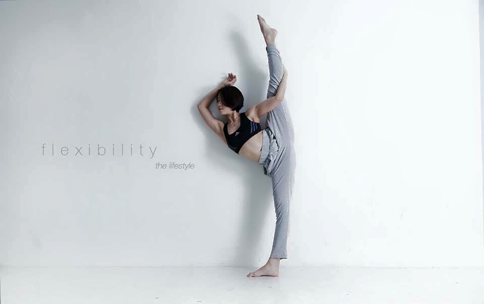 Yoga Asana Flamingo Pose | Flamingo Pose Tutorial Pyramid Variation |  Standing Marichyasana #shorts - YouTube